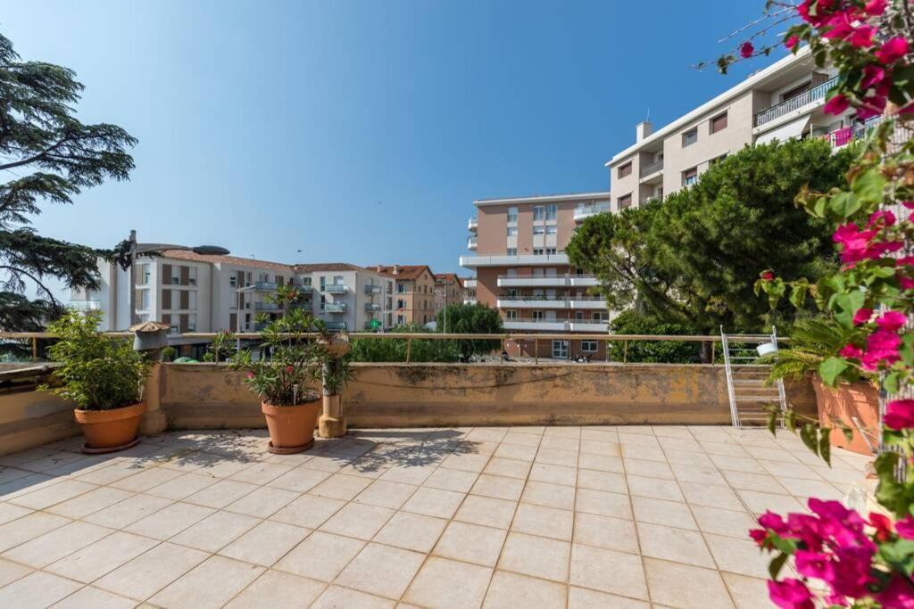 Appartement Grande Terrasse A Cote Monaco & Plage Saint-Antoine  외부 사진